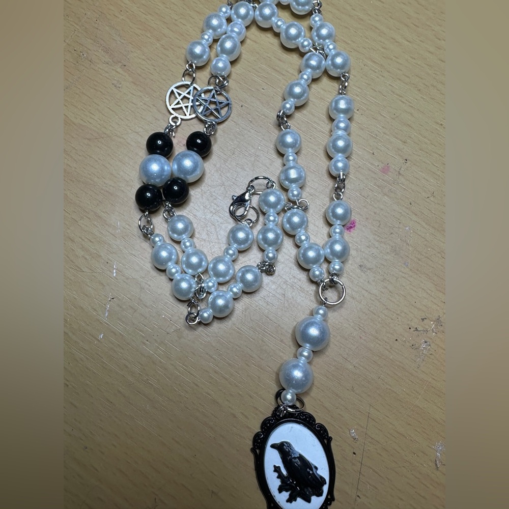 Elegant Pearl and Black Bead Necklace